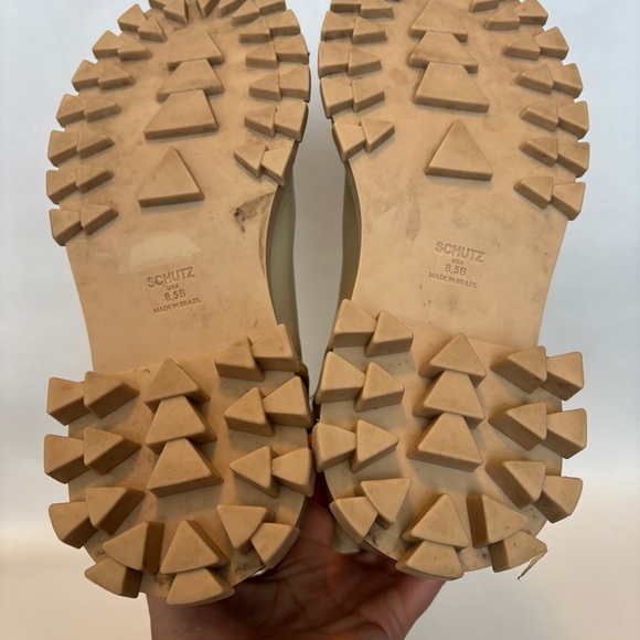 SCHUTZ womens Juany Eggshell Lug Sole side zip Combat & Moto Boots size 8.5 - Picture 14 of 14